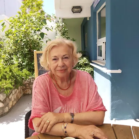 House Eva Nyaraló *